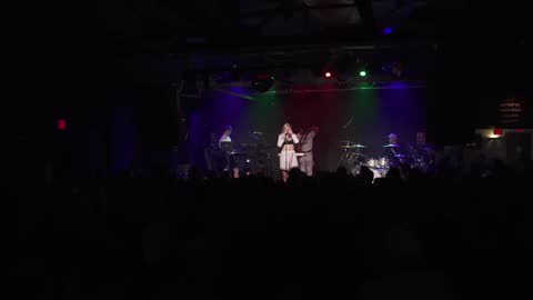 ภาพตัวอย่าง Anne-Marie - 2002 Live At Brighton Music Hall 2018