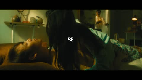ภาพตัวอย่าง ผิดตั้งแต่เริ่ม (ชู้รัก) - เล็กสเร็น (Official MV)